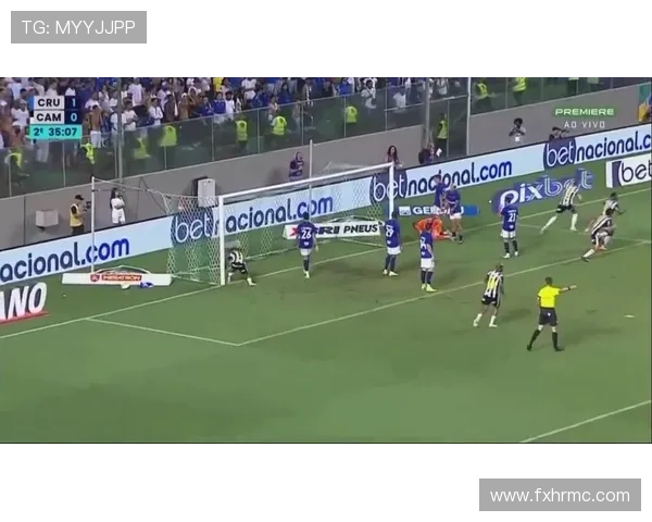 巴西赛场胡尔克超级世界波破门